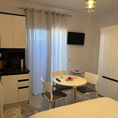 Apartment Private Aras 2 - Luxury & Elegance *